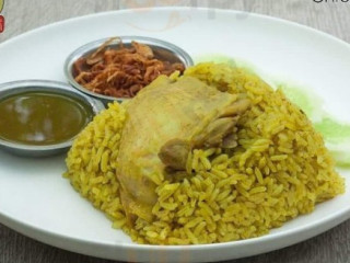 สิงโตข้าวหมกไก่