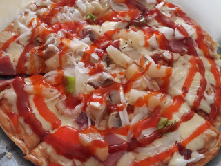 Alberto's Pizza